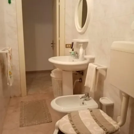Casa Vacanze La Rosa Feriehus Trappeto (Sicily)
